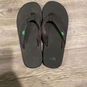 Sanuk size 6 women’s NWOT